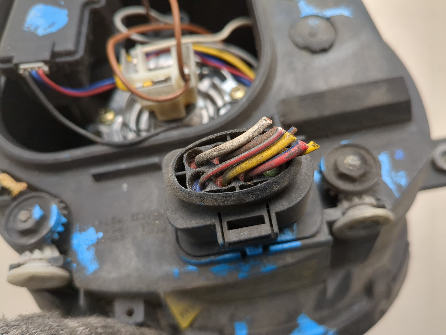 Фара правая