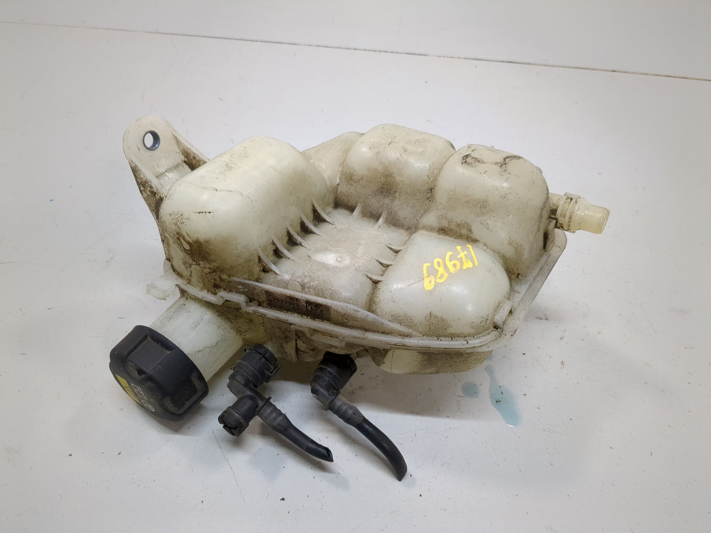 Бачок расширительный