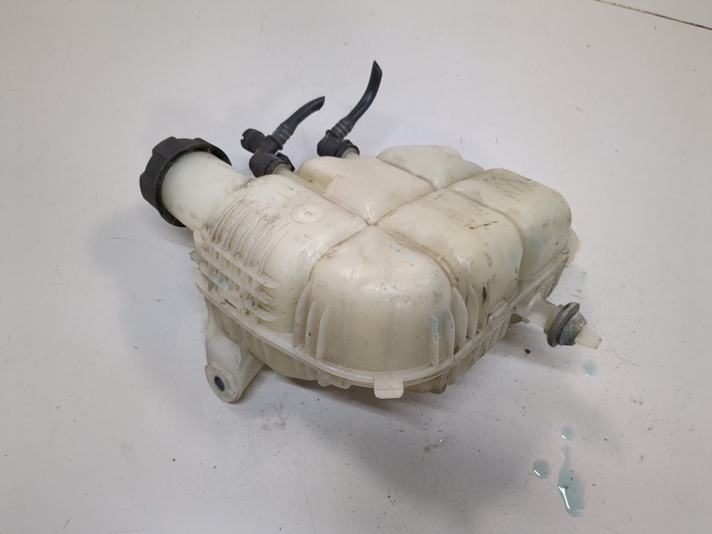 Бачок расширительный