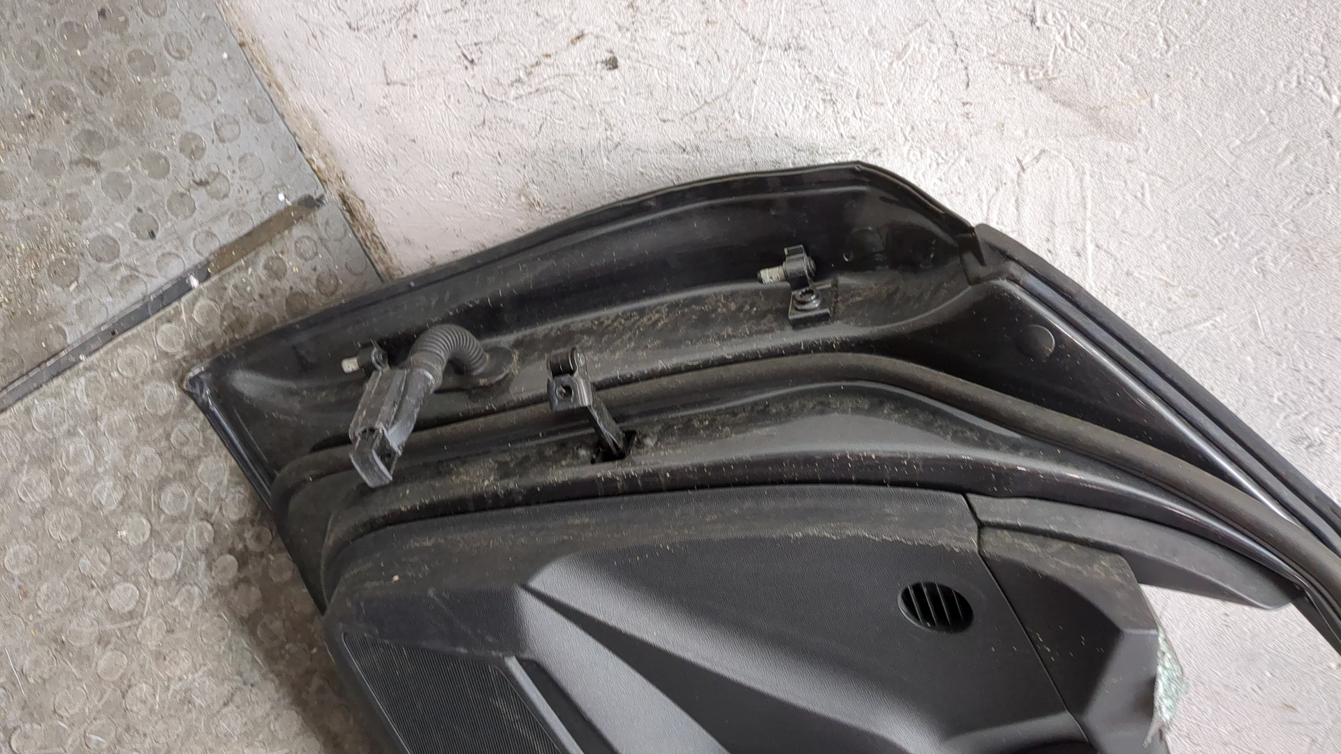 Дверь передняя правая