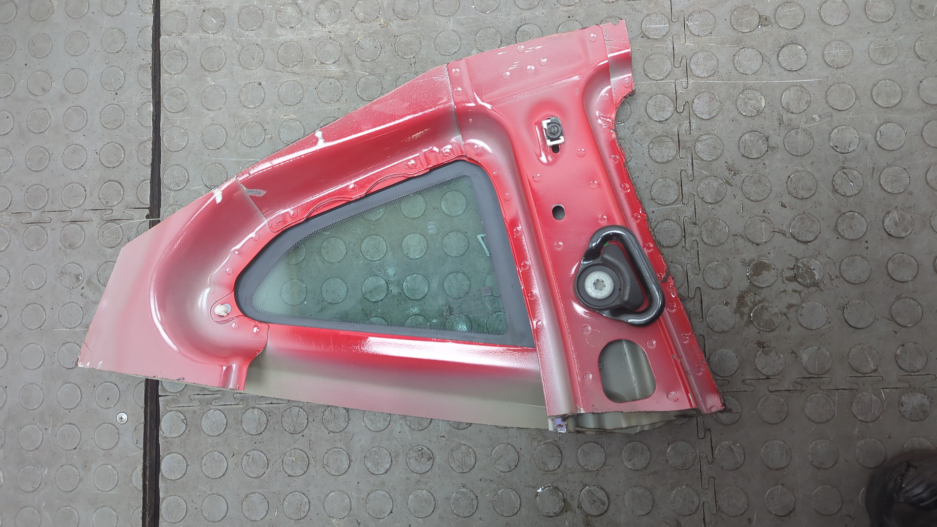 Стекло боковое