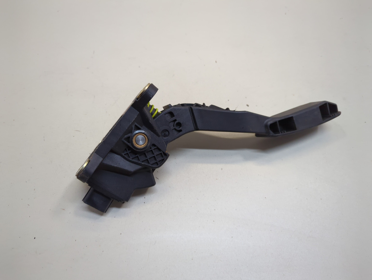 Педаль газа