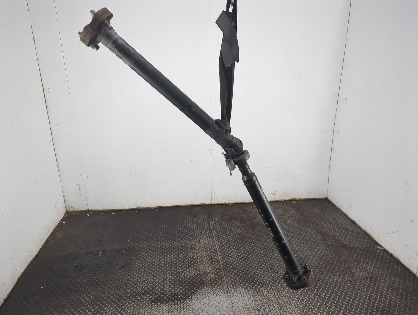 Вал карданный задний