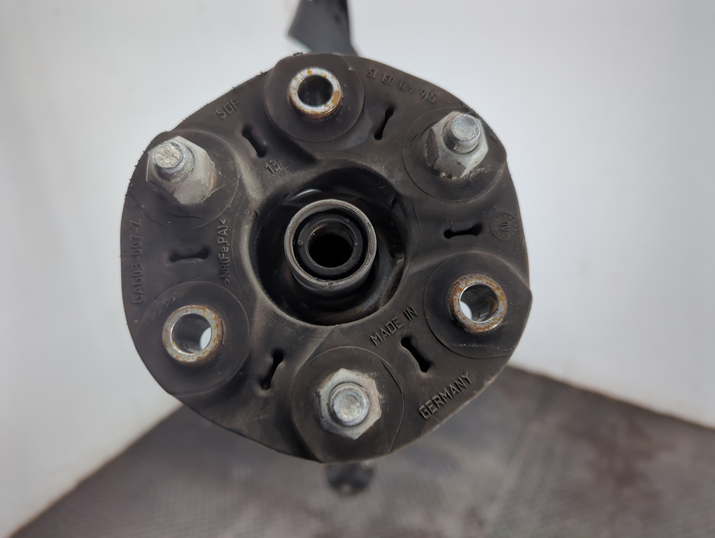 Вал карданный задний