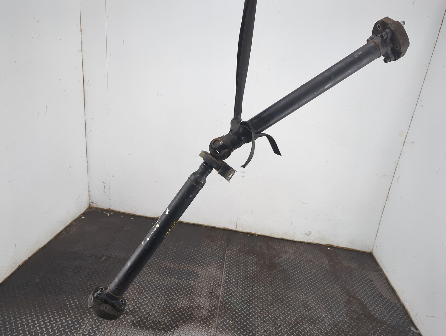 Вал карданный задний