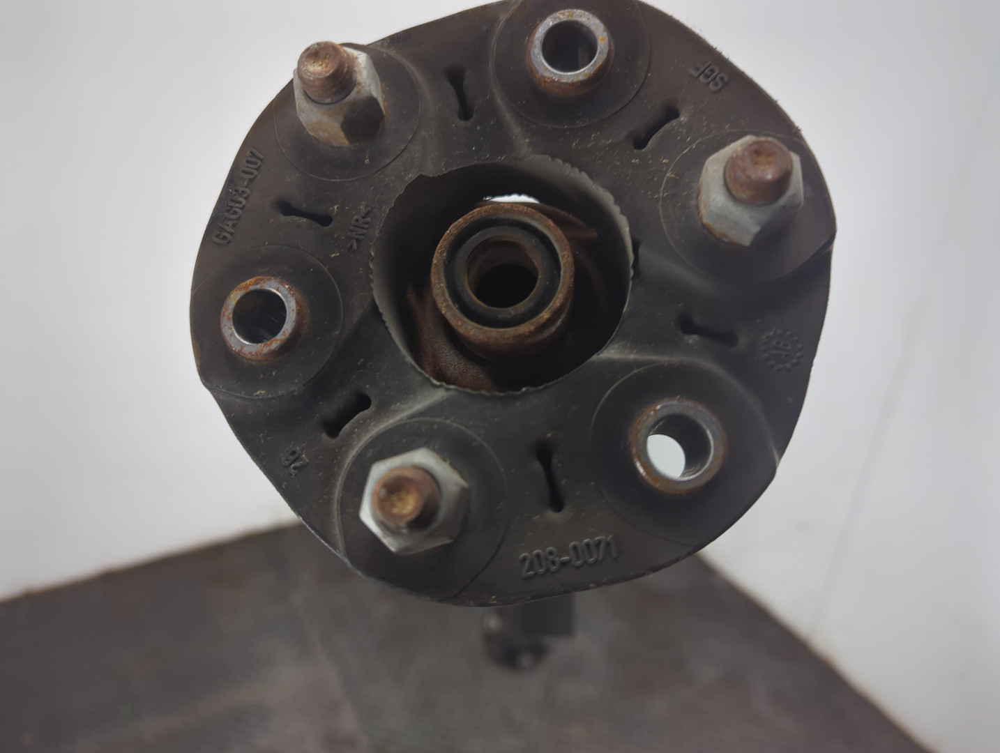 Вал карданный задний