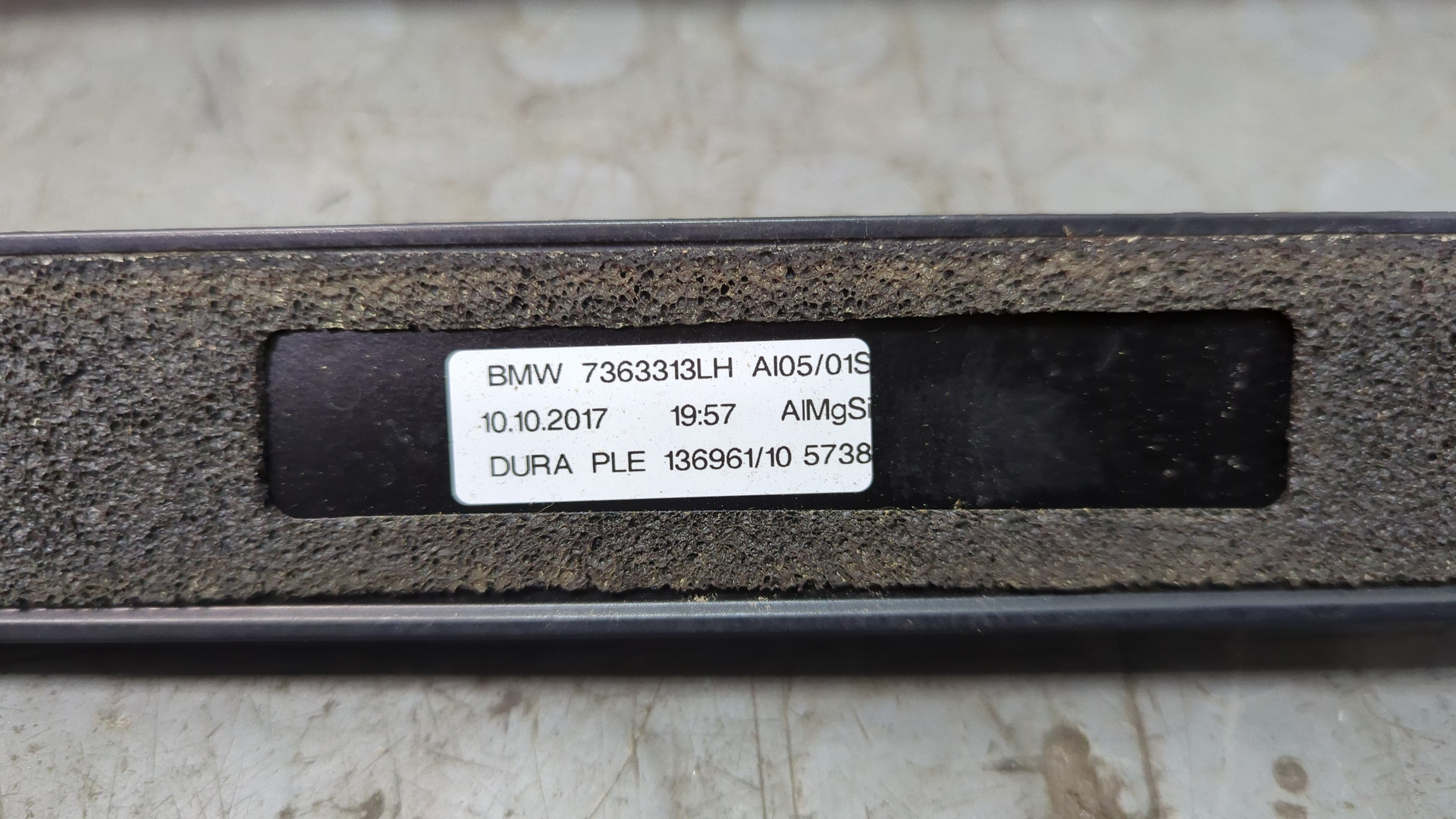 Рейлинги (релинг) к-кт (планки на крышу)