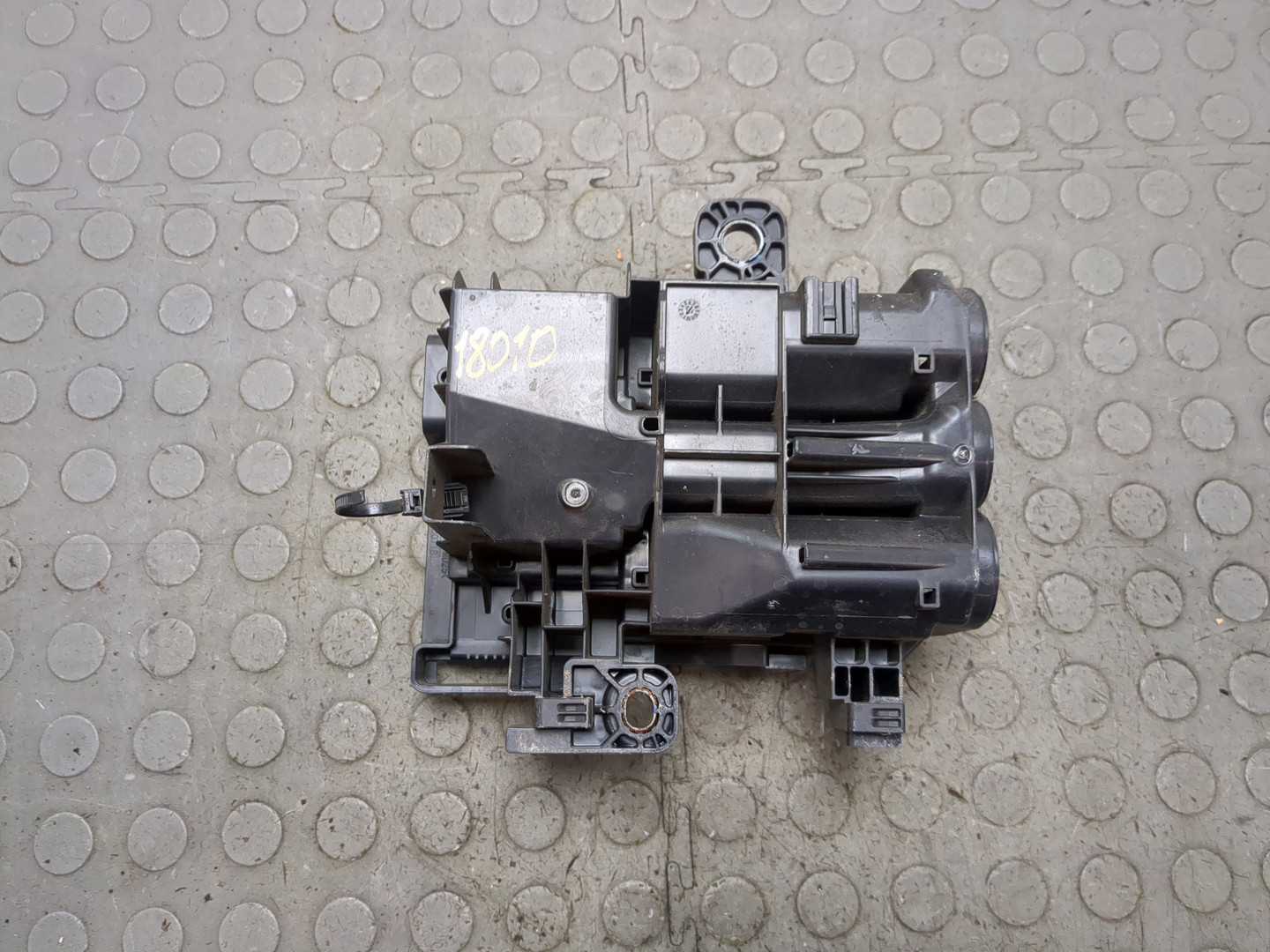 Корпус блока предохранителей