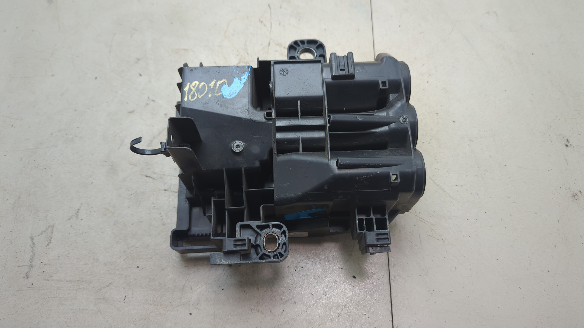 Корпус блока предохранителей