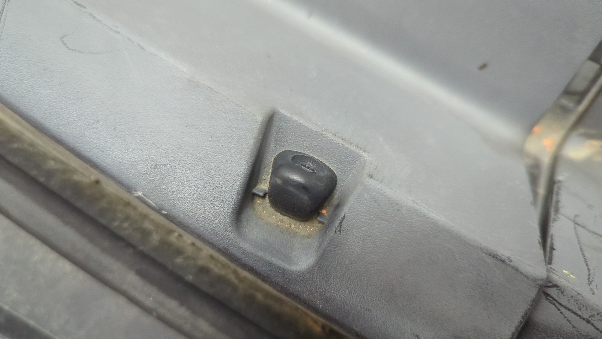 Решетка стеклоочистителей (Жабо)