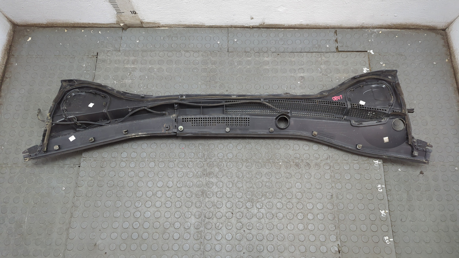 Решетка стеклоочистителей (Жабо)