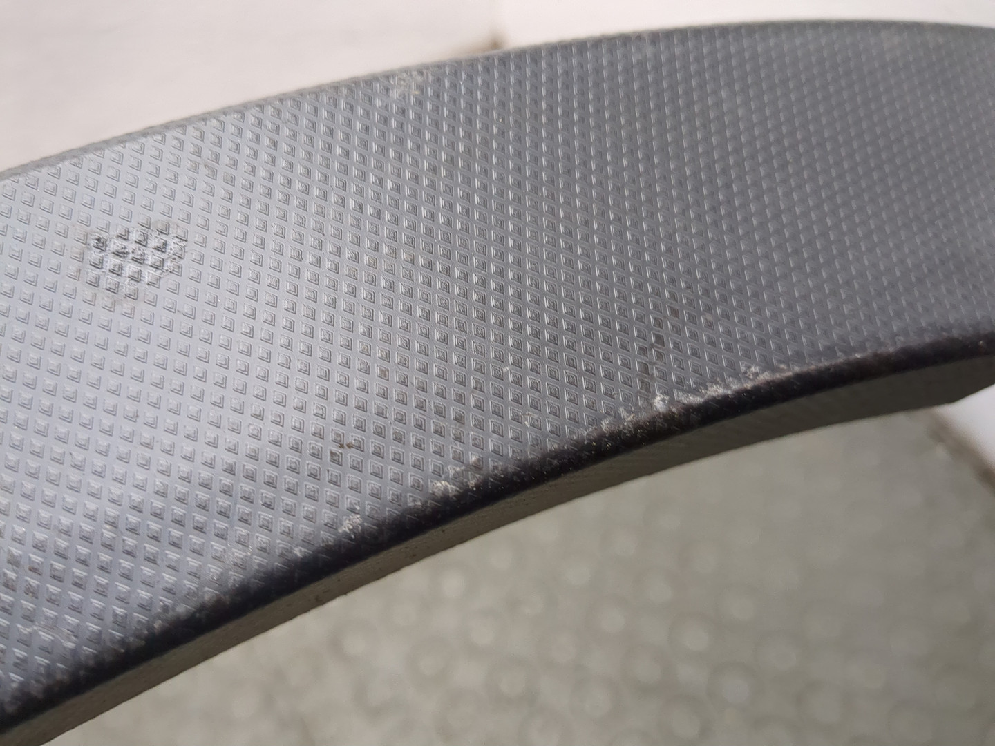 Накладка заднего крыла левого