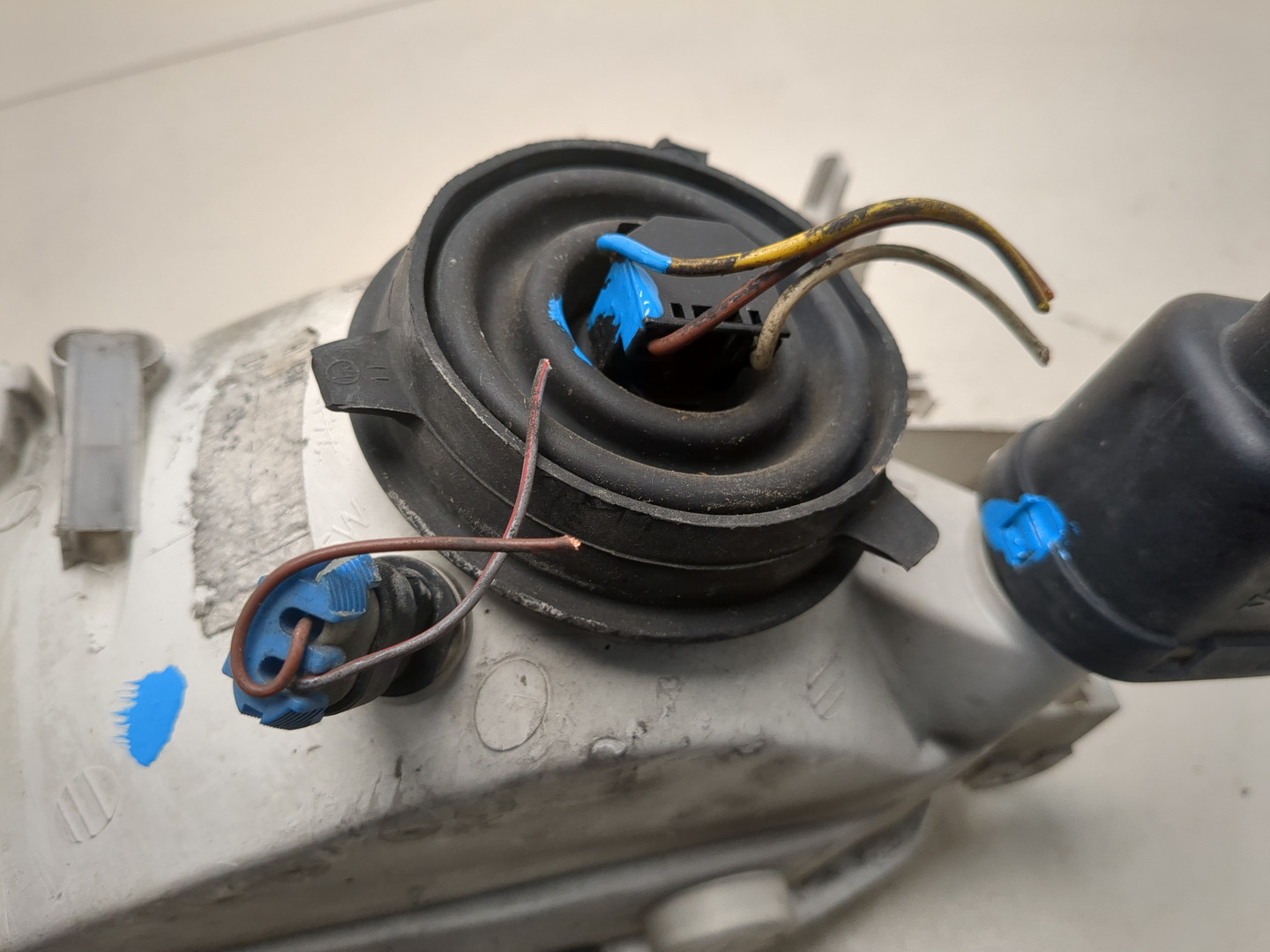 Фара правая