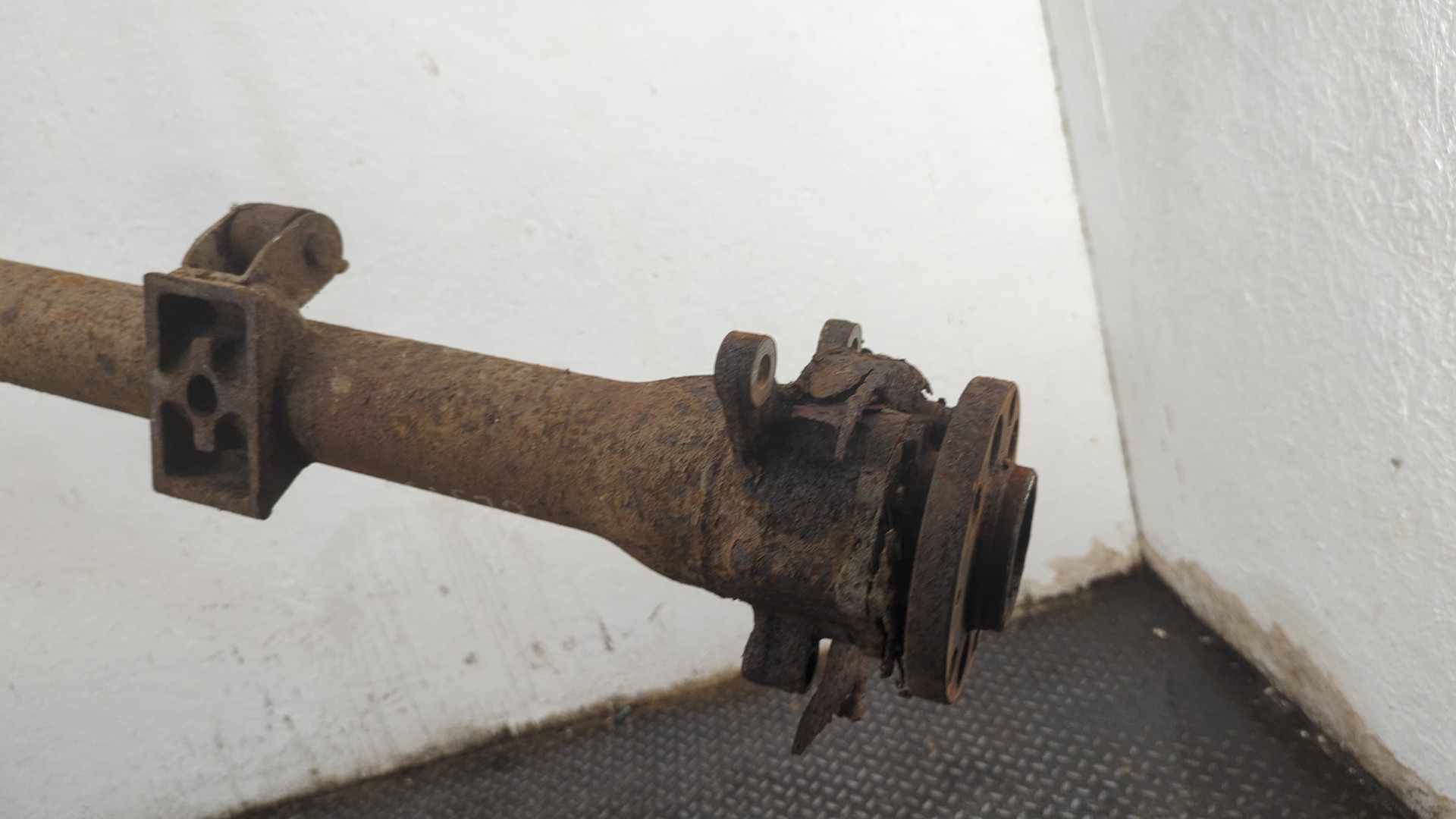 Мост задний