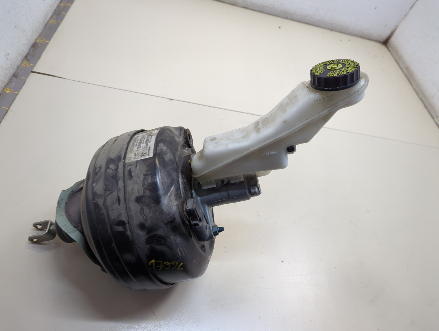 Цилиндр тормозной главный