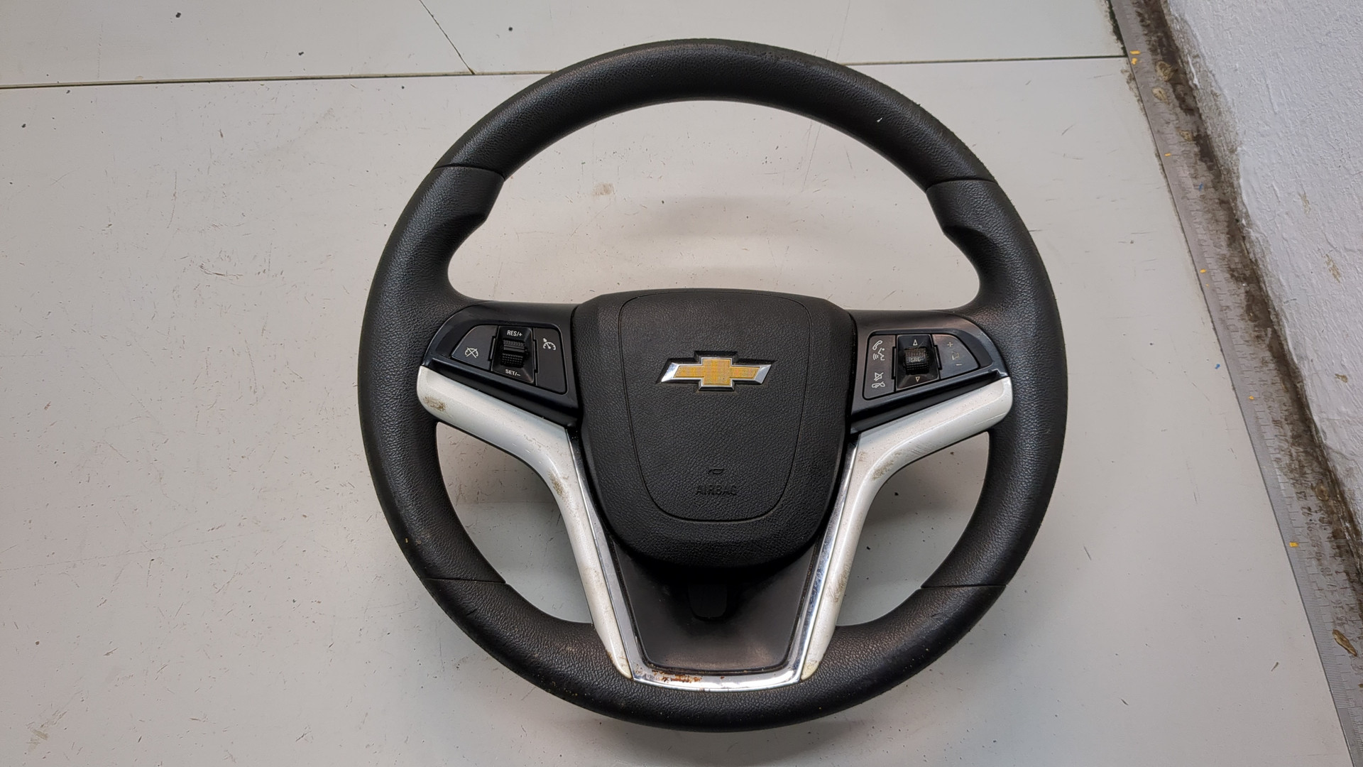 Рулевое колесо (руль)