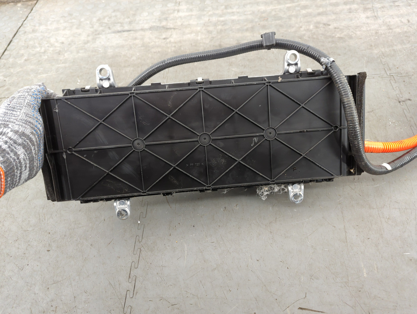 Преобразователь напряжения (адаптер)