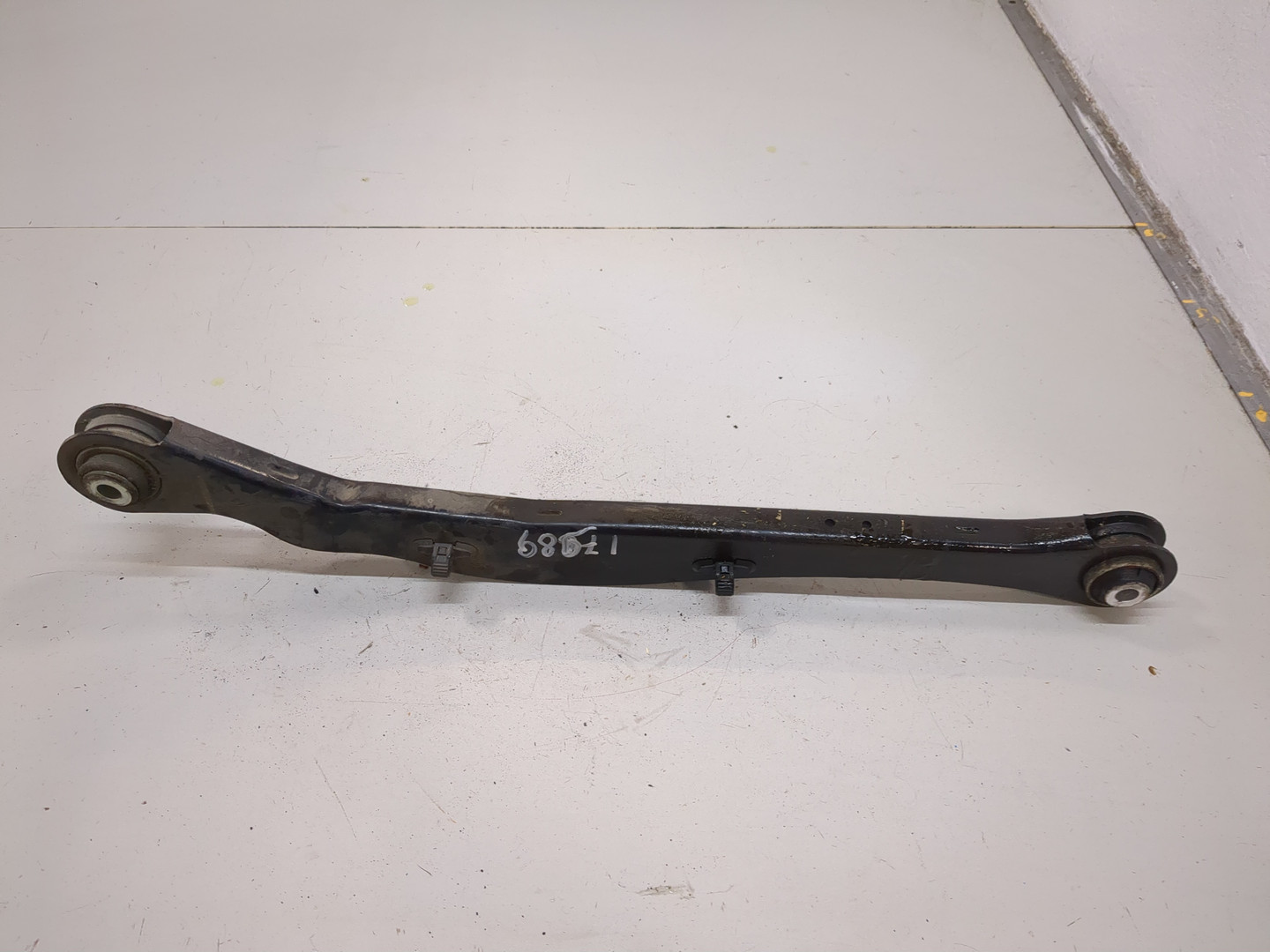 Рычаг задний