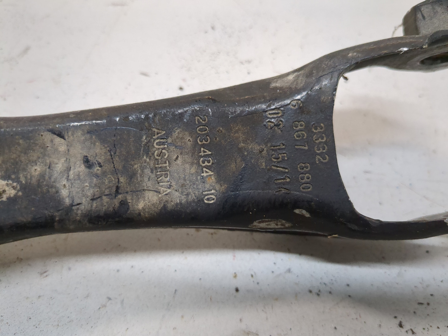 Рычаг задний