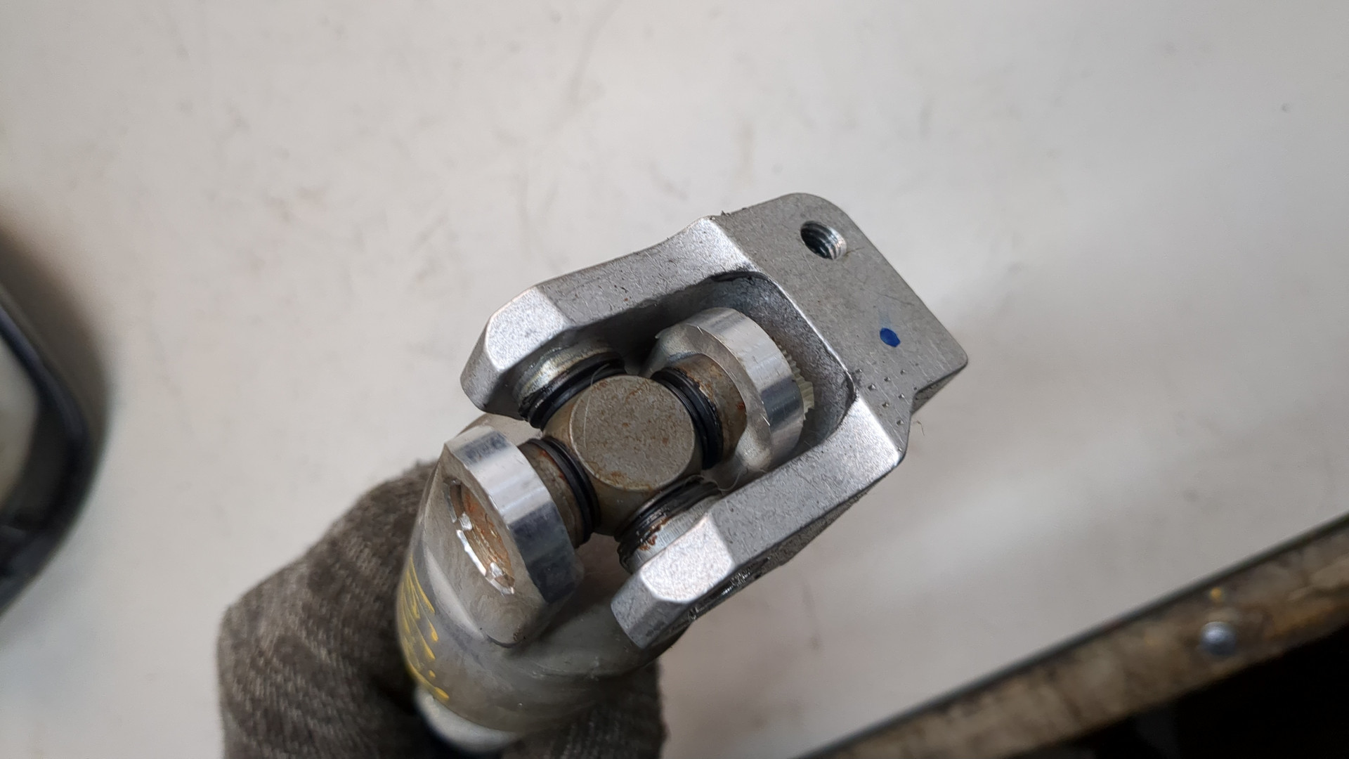 Кардан рулевой