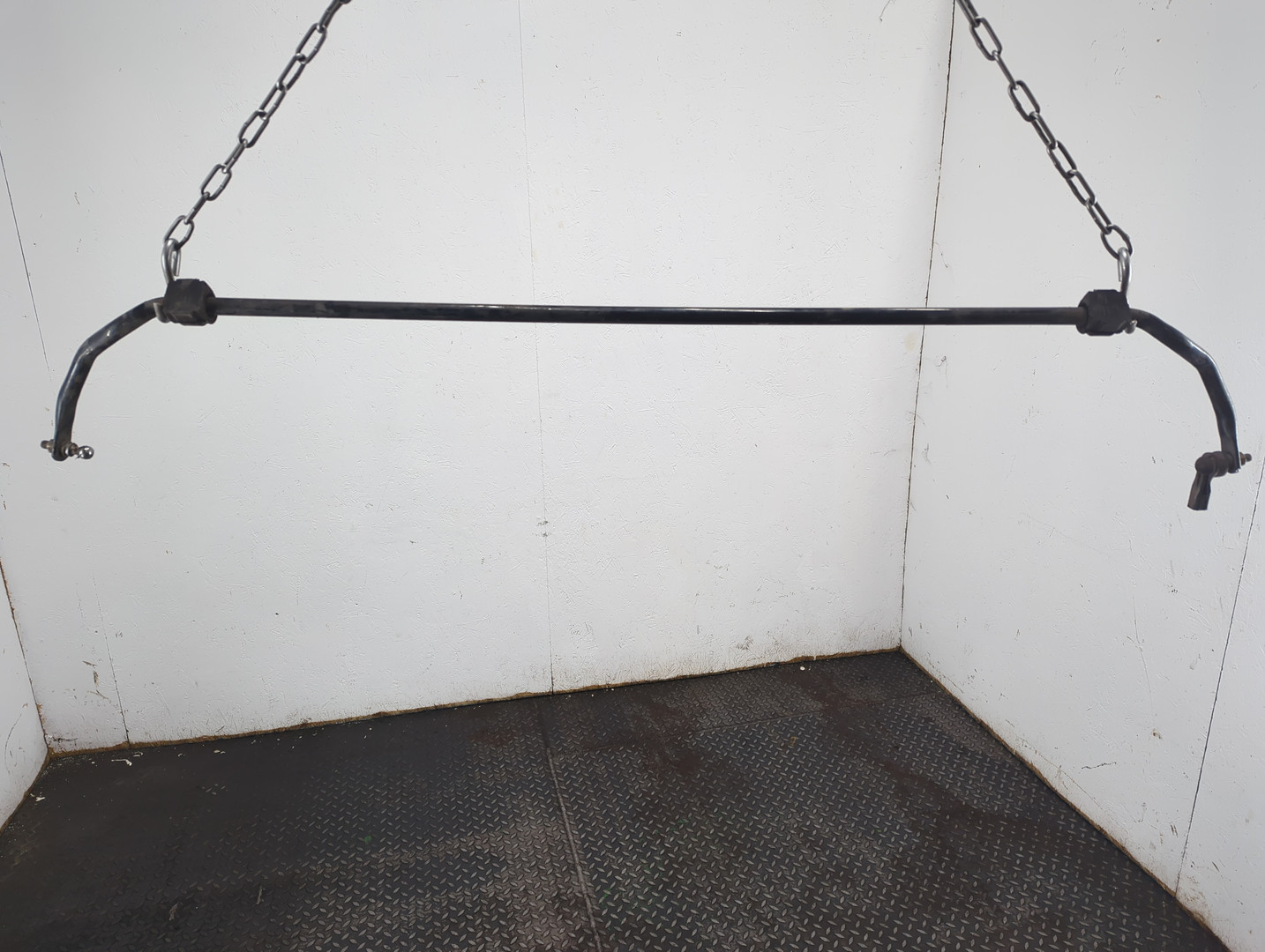 Стабилизатор задний