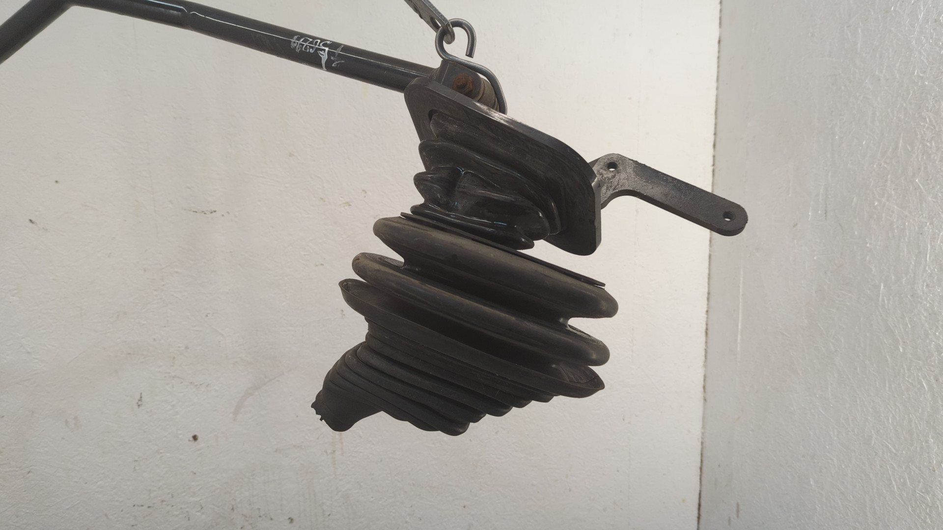 Кулиса МКПП / АКПП