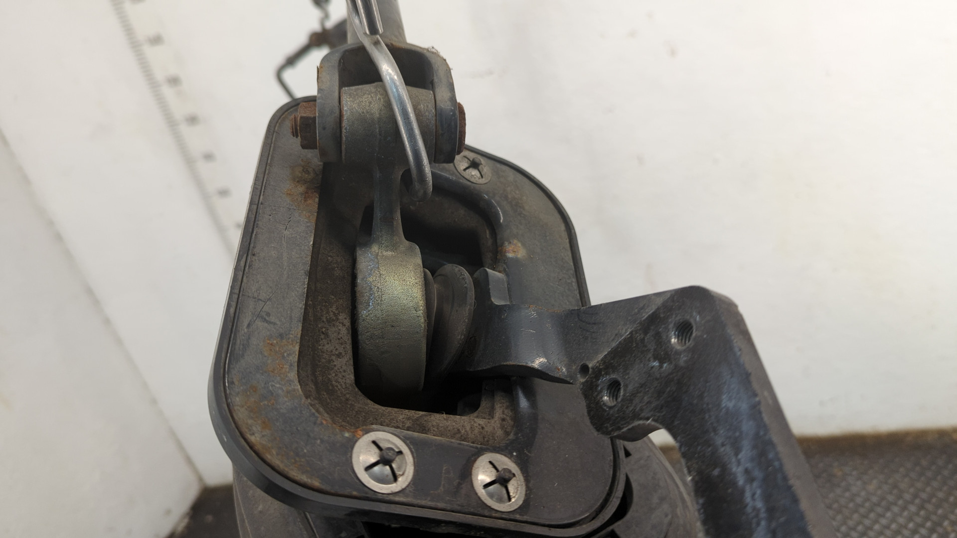 Кулиса МКПП / АКПП