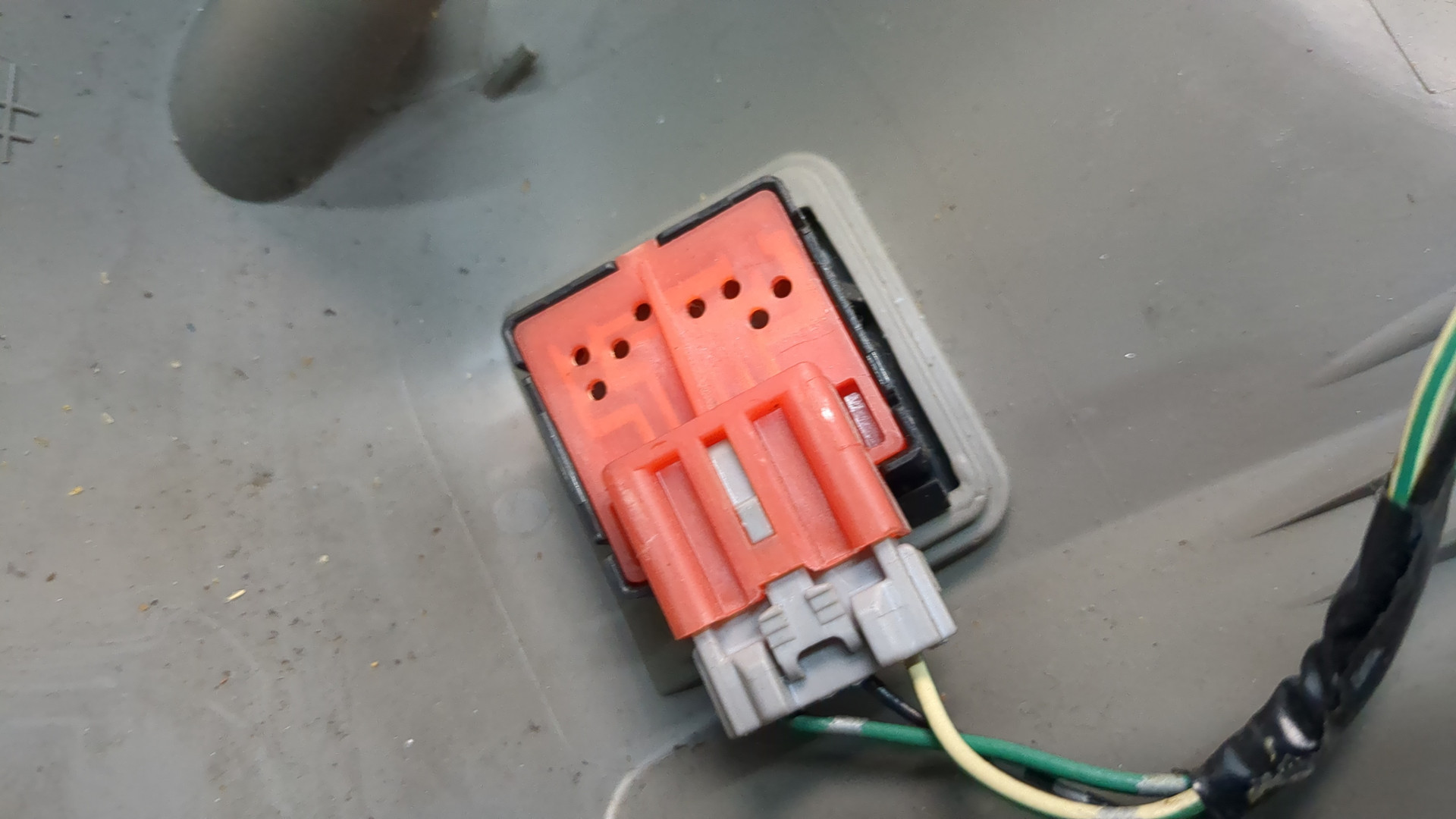 Кожух рулевой колонки