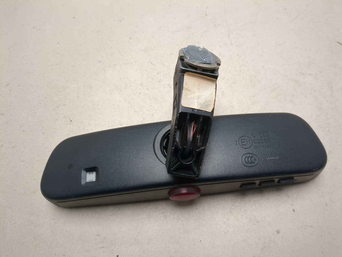 Зеркало заднего вида