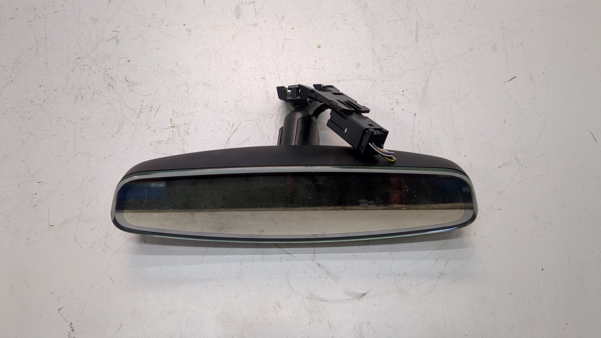 Зеркало заднего вида