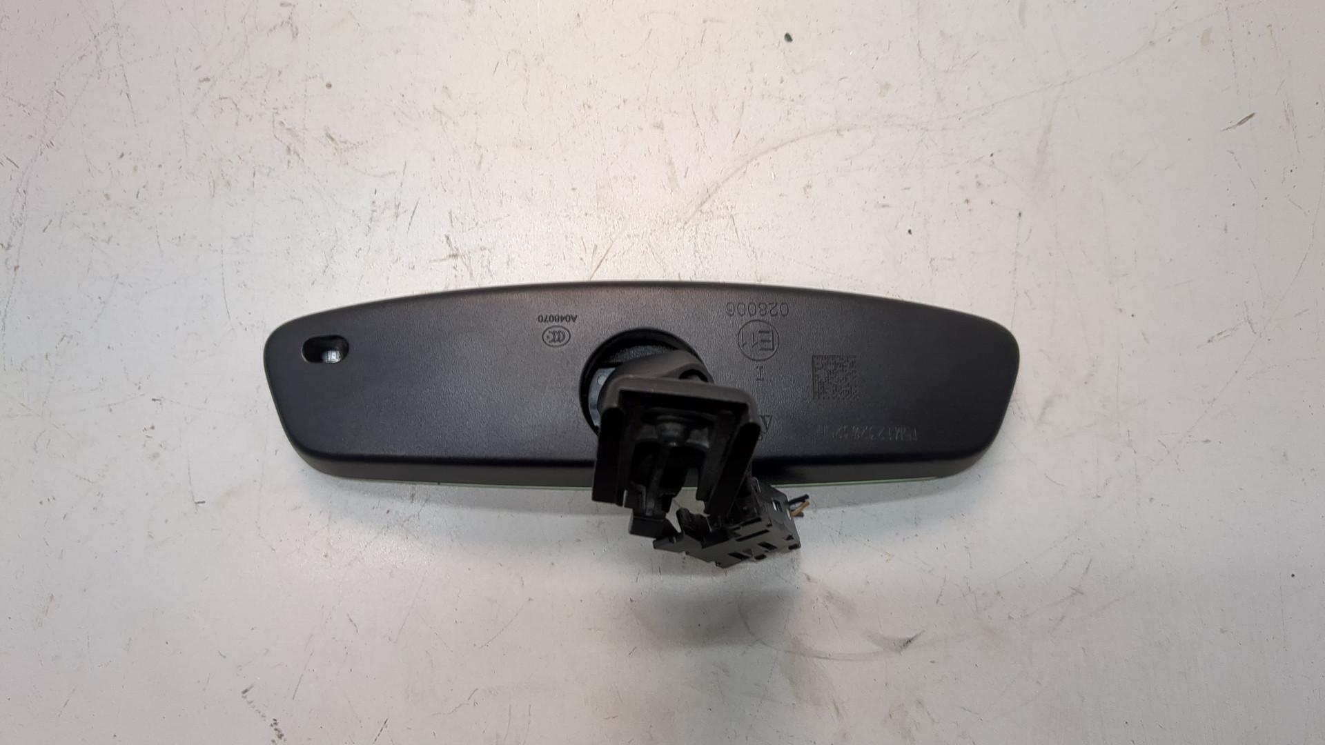 Зеркало заднего вида