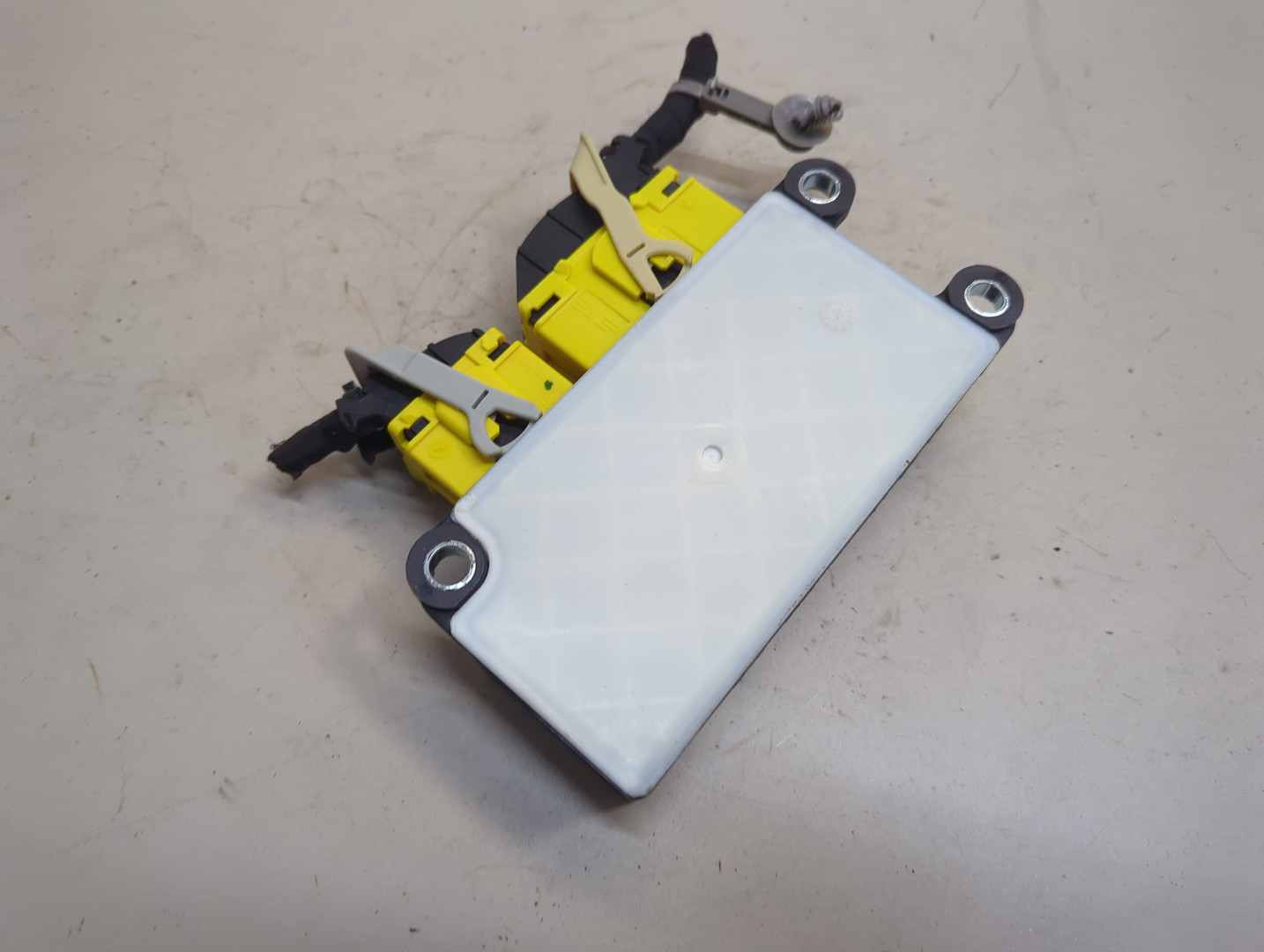 Блок управления подушек безопасности (AIR BAG)