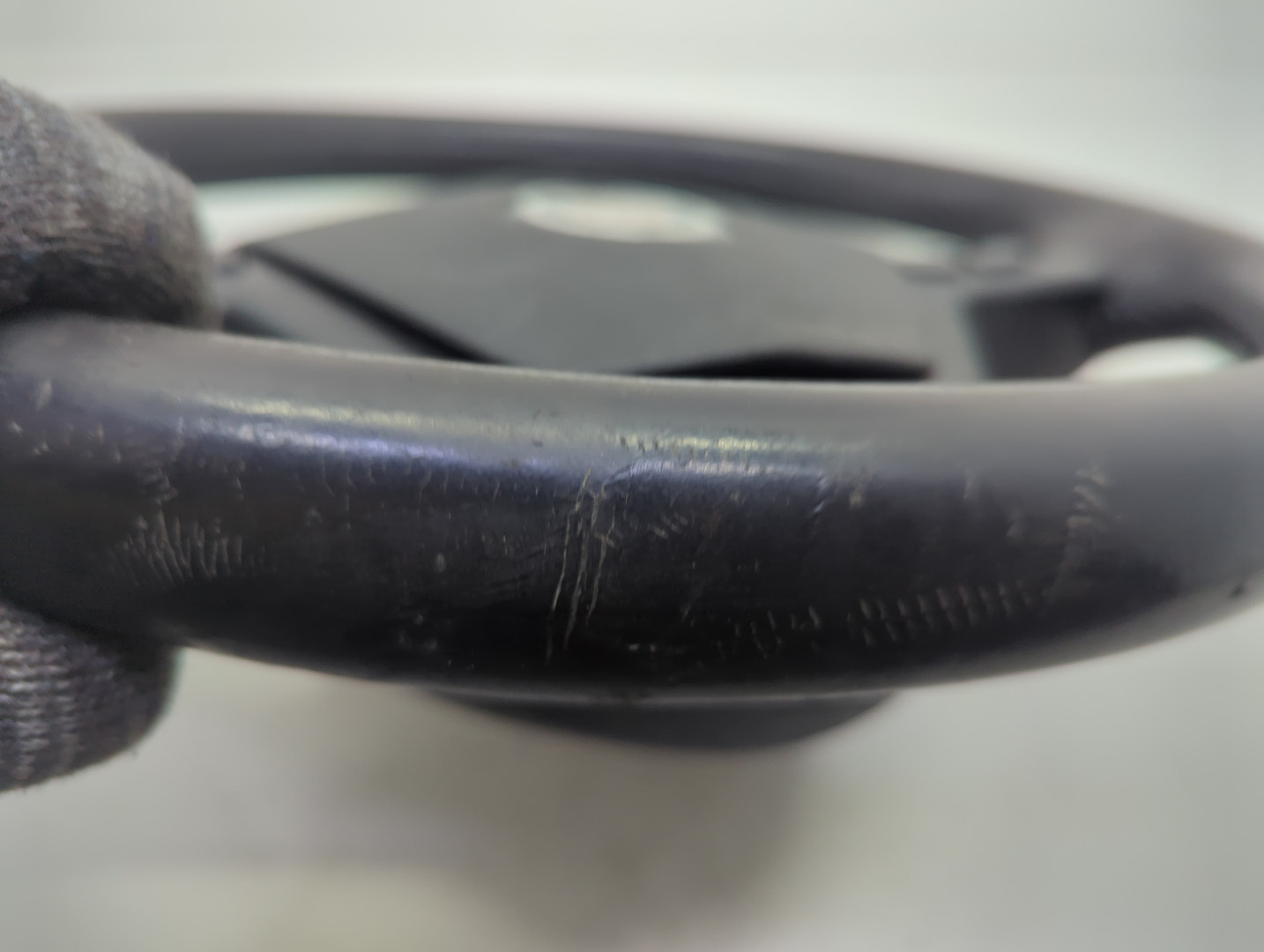 Рулевое колесо (руль)