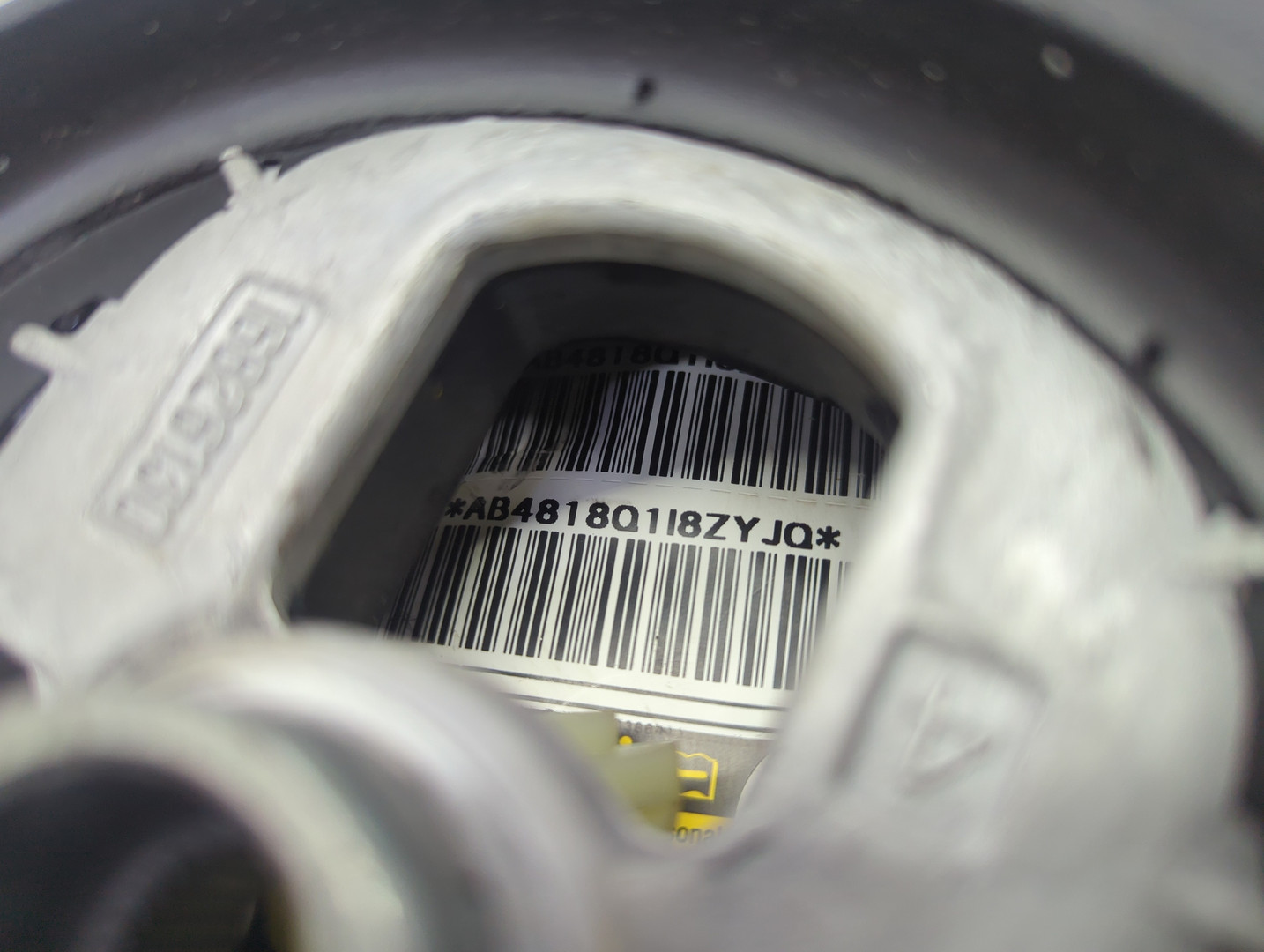 Рулевое колесо (руль)