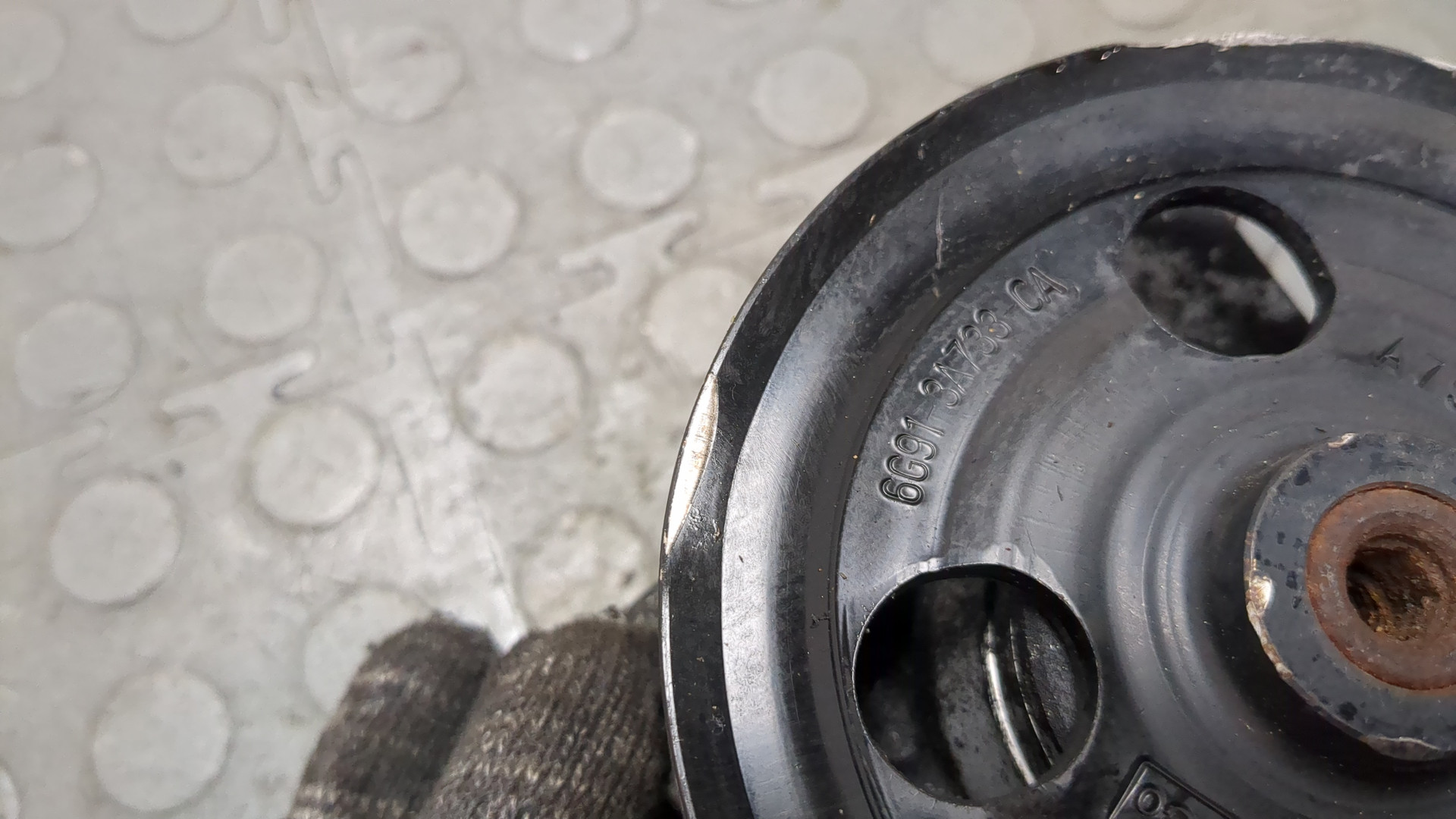 Насос ГУР (гидроусилитель руля)