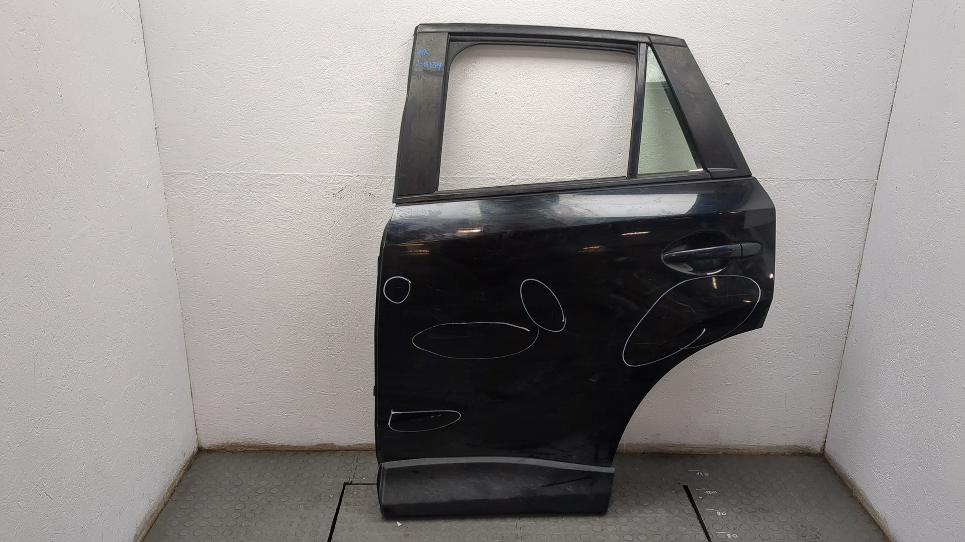 Дверь задняя левая