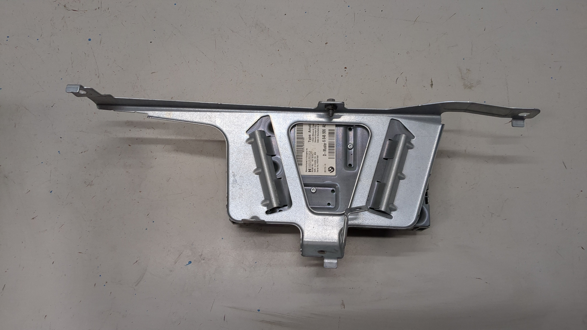 Усилитель акустической системы