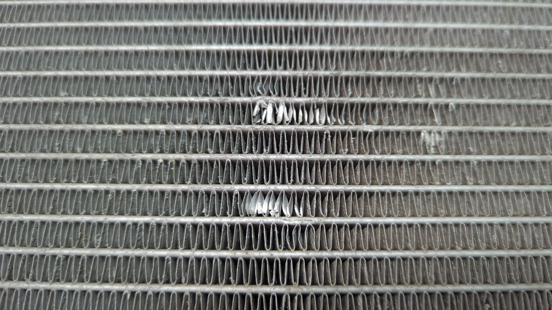 Радиатор охлаждения двигателя основной