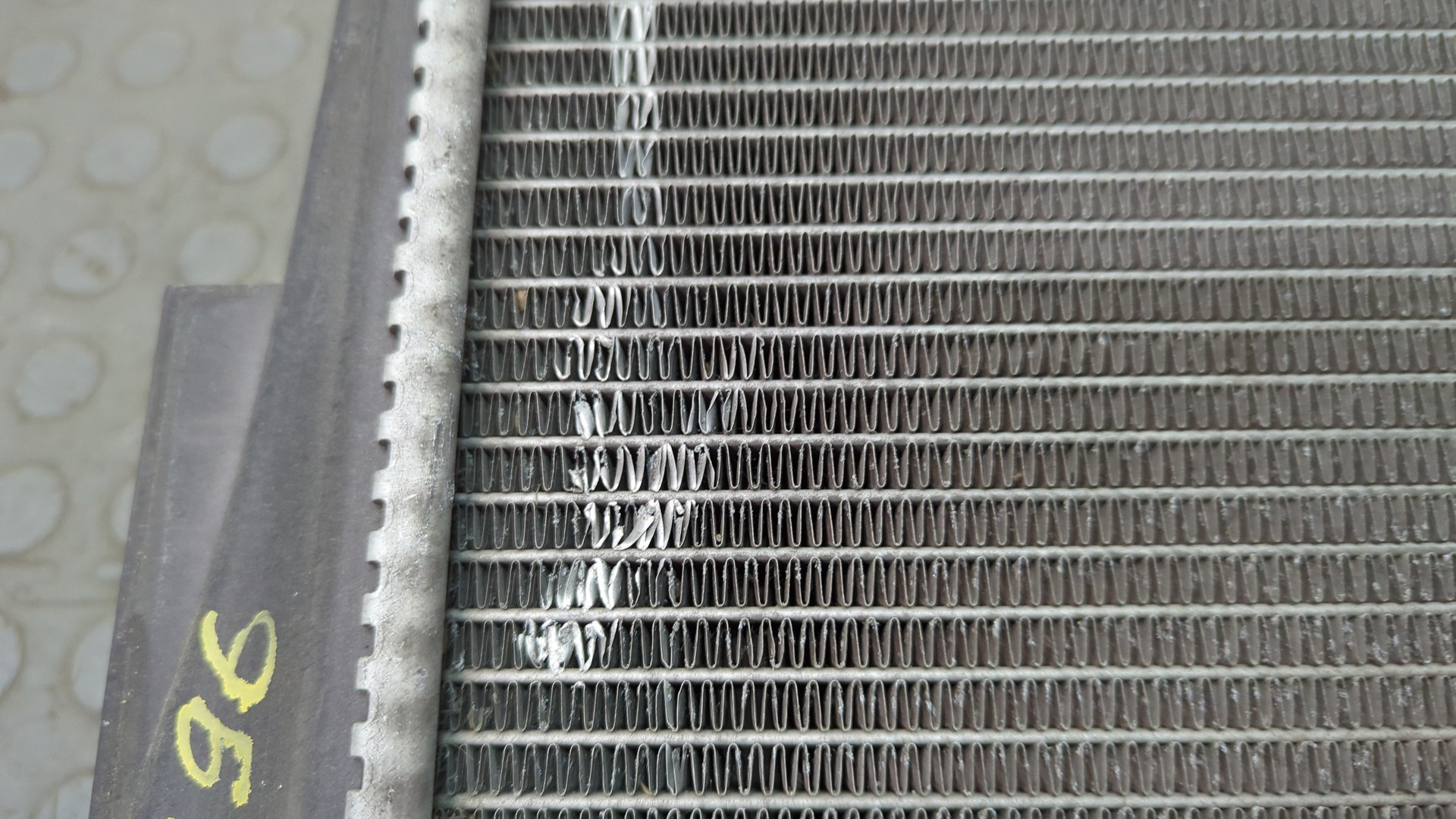 Радиатор охлаждения двигателя основной