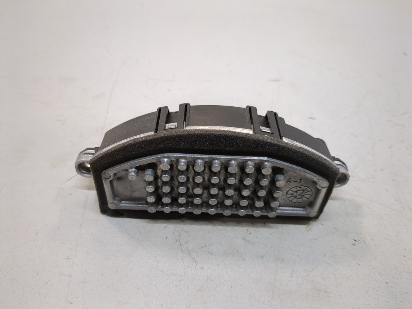 Резистор отопителя