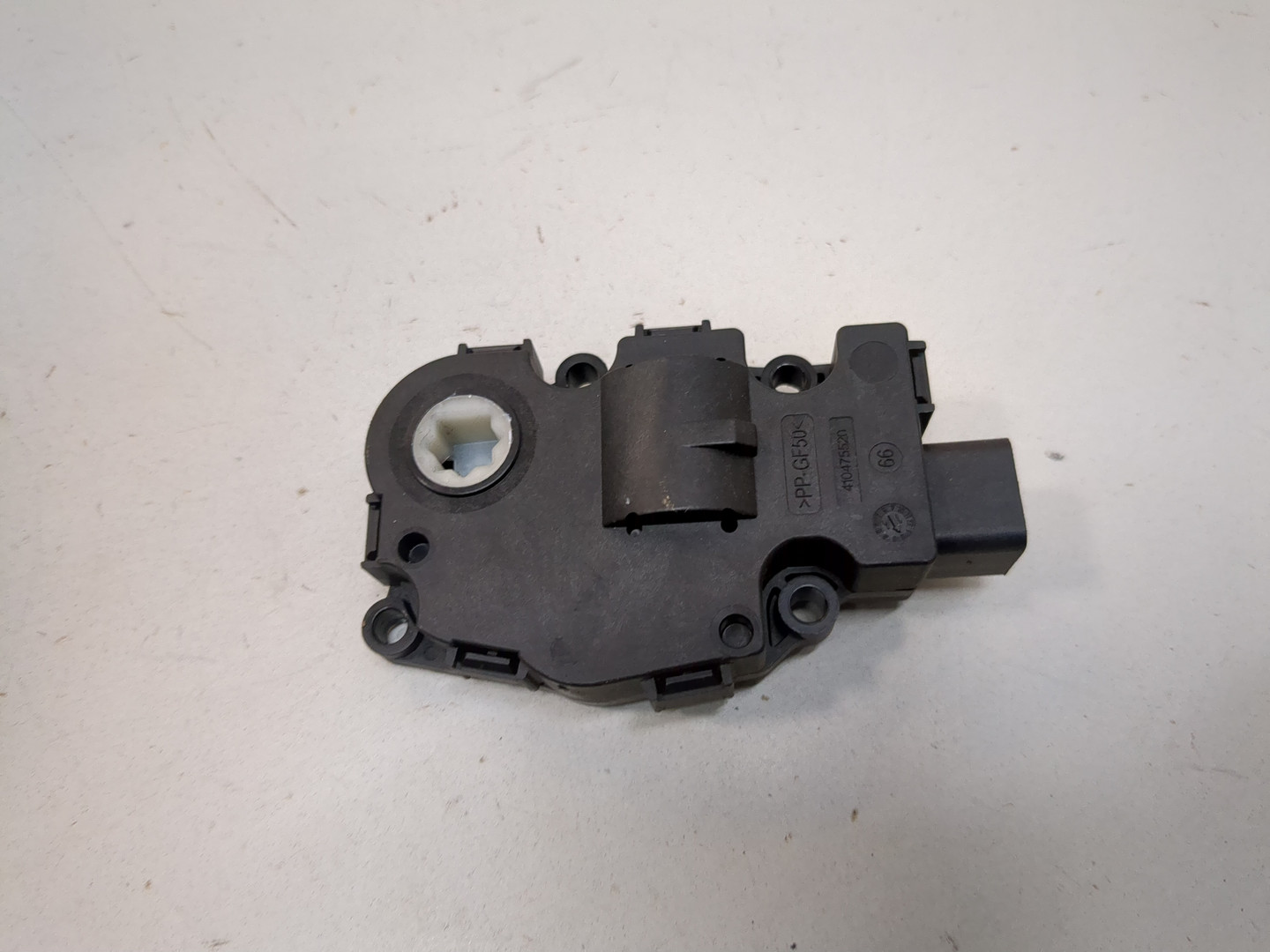 Моторчик заслонки печки