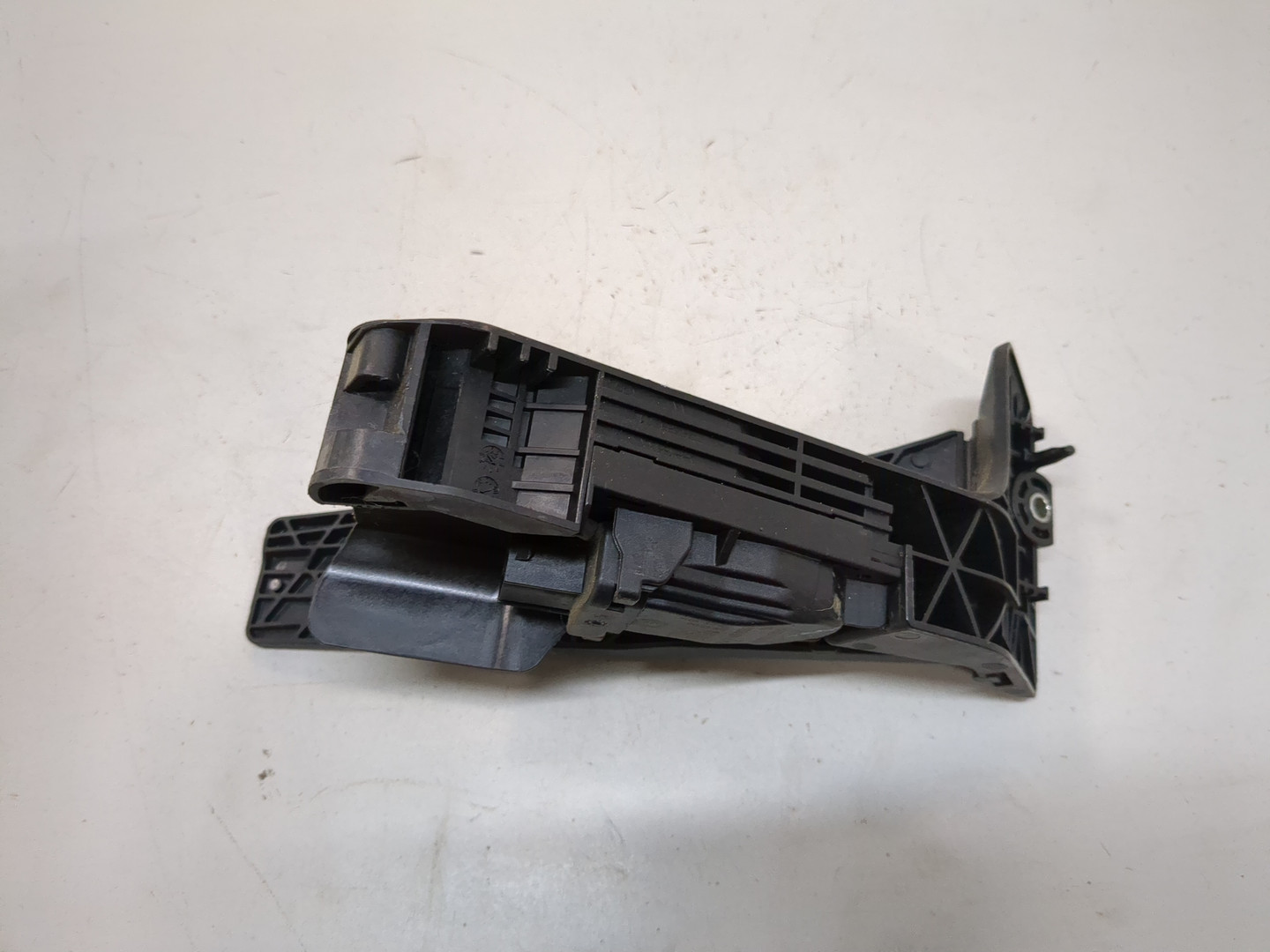 Педаль газа