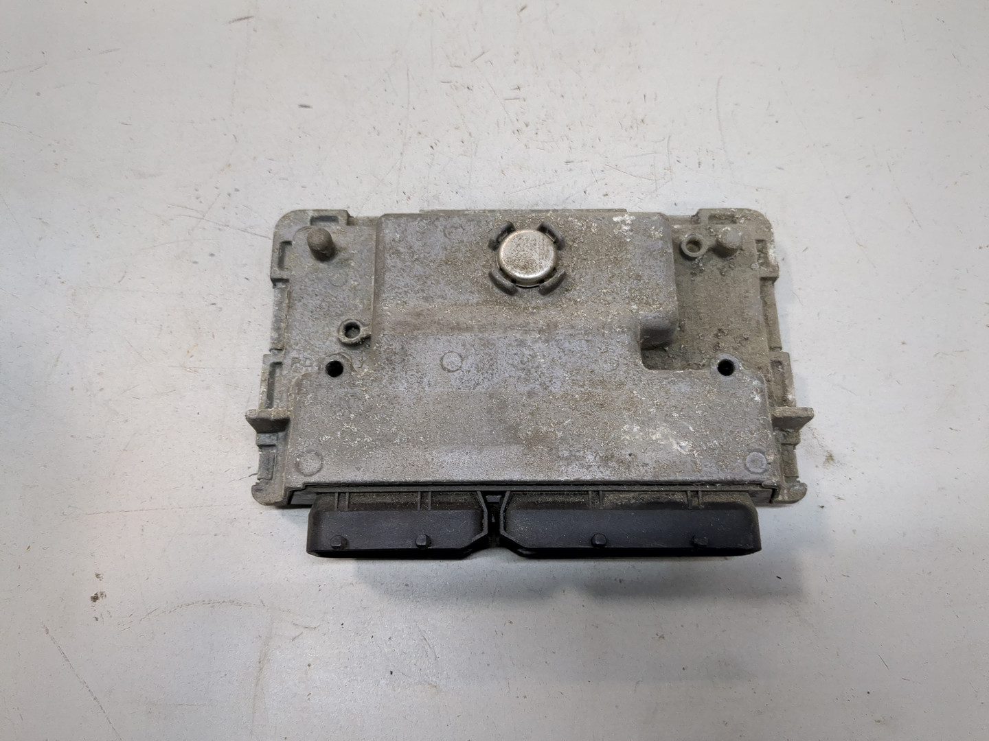 Блок управления двигателем