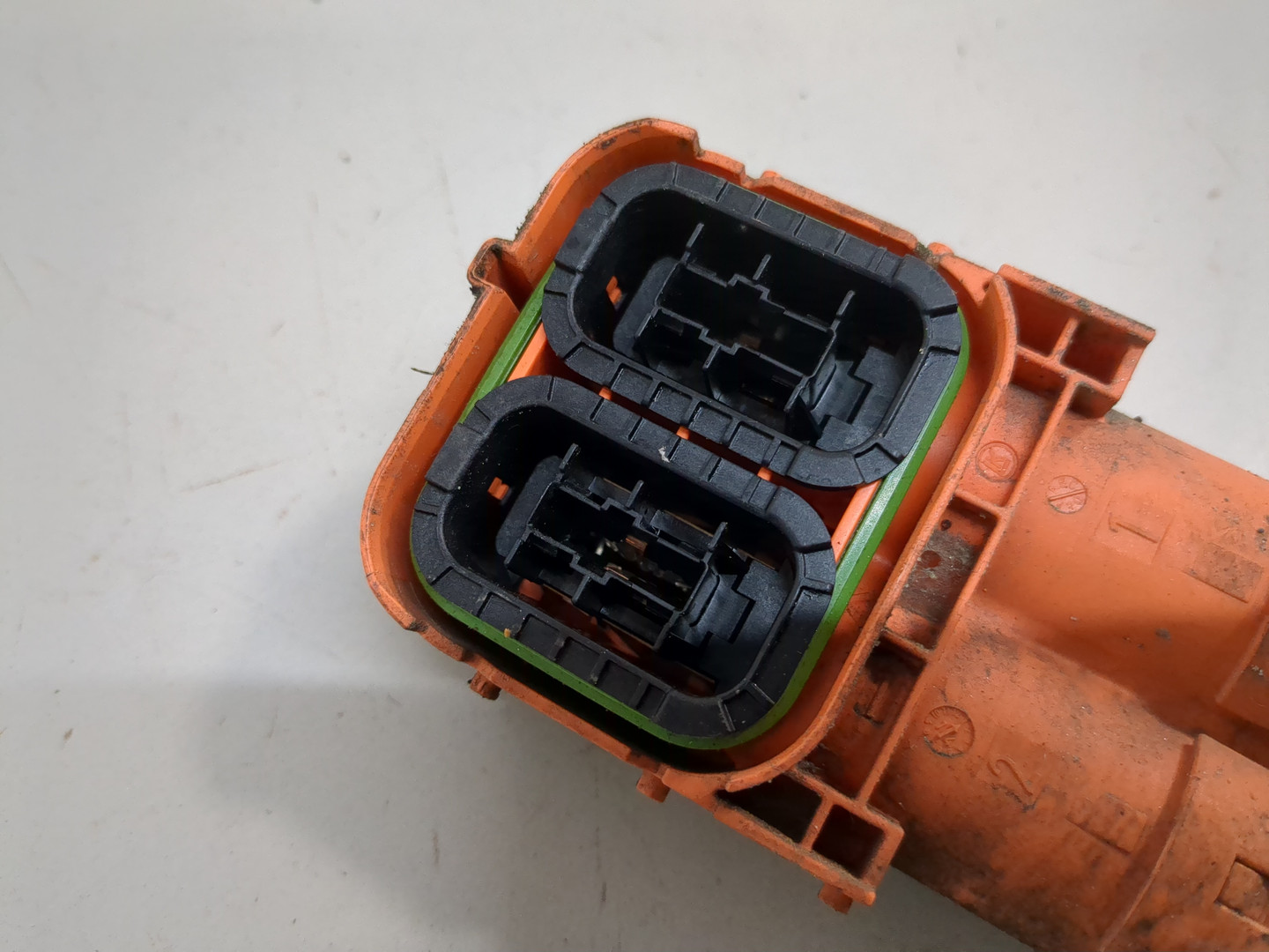 Провод высокого напряжения