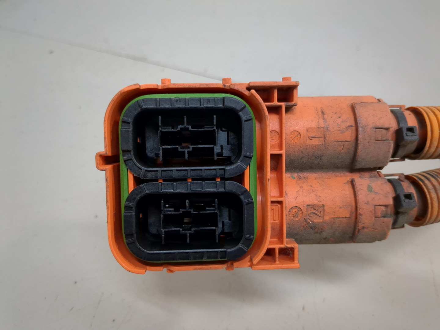 Провод высокого напряжения