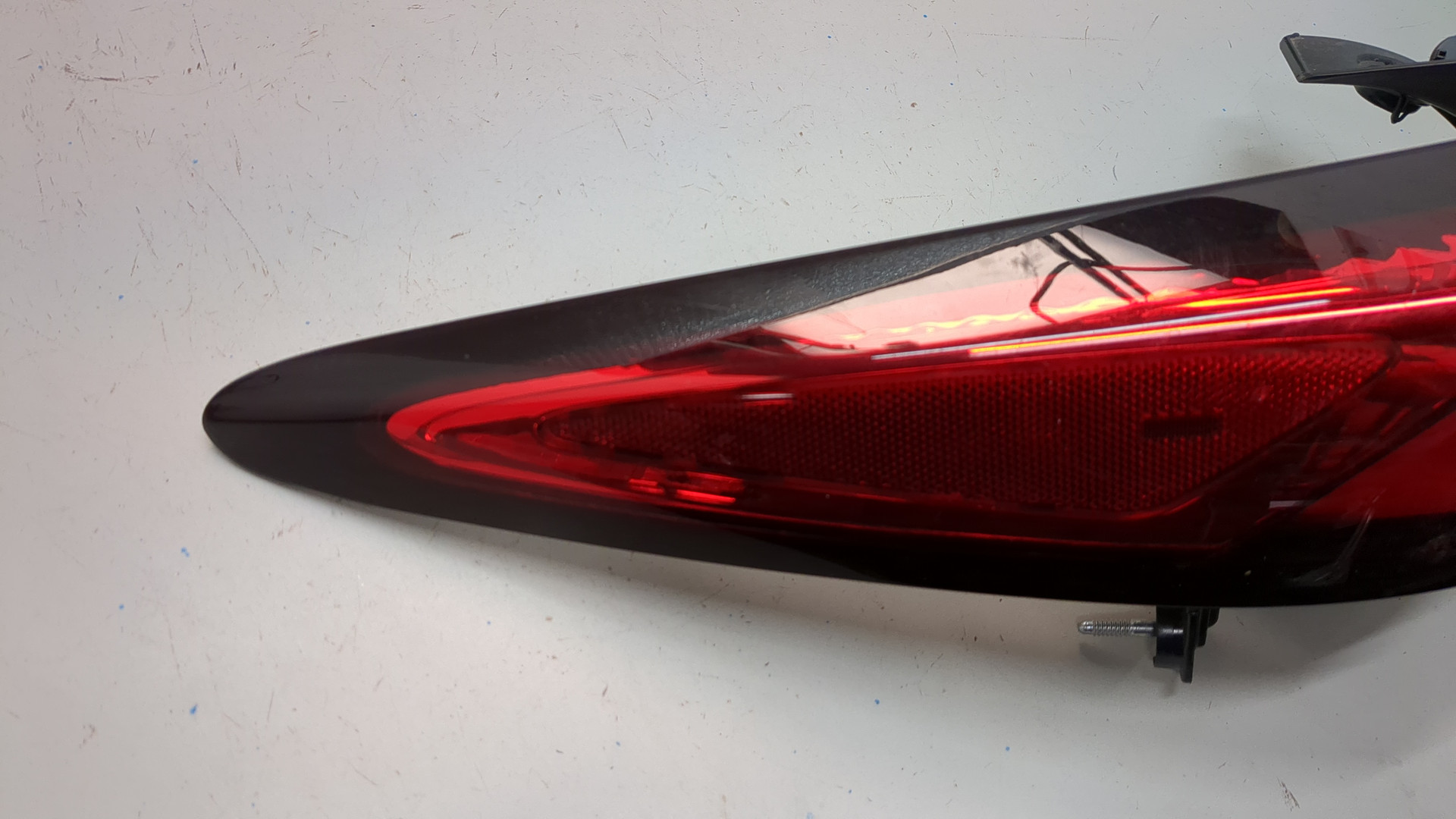 Фонарь задний левый