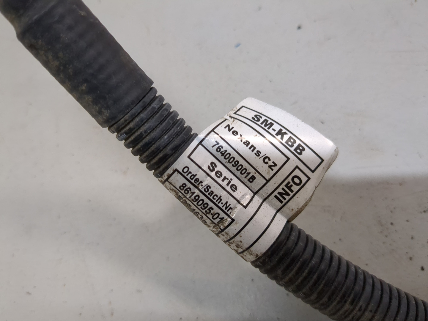 Провод высокого напряжения