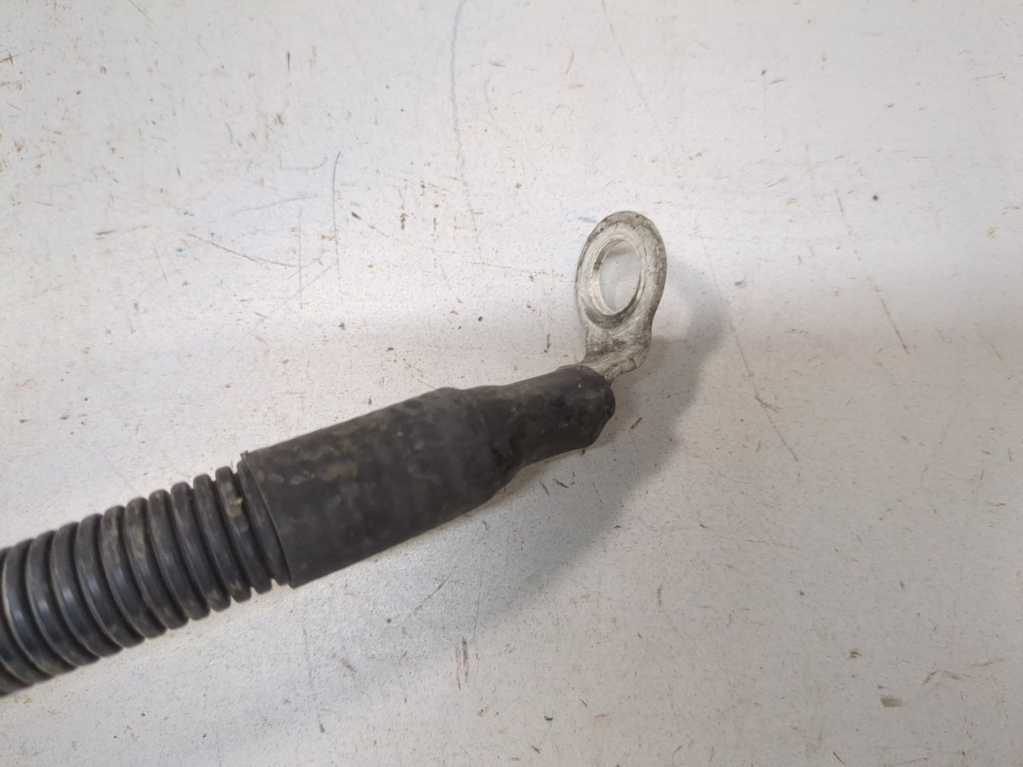 Провод высокого напряжения