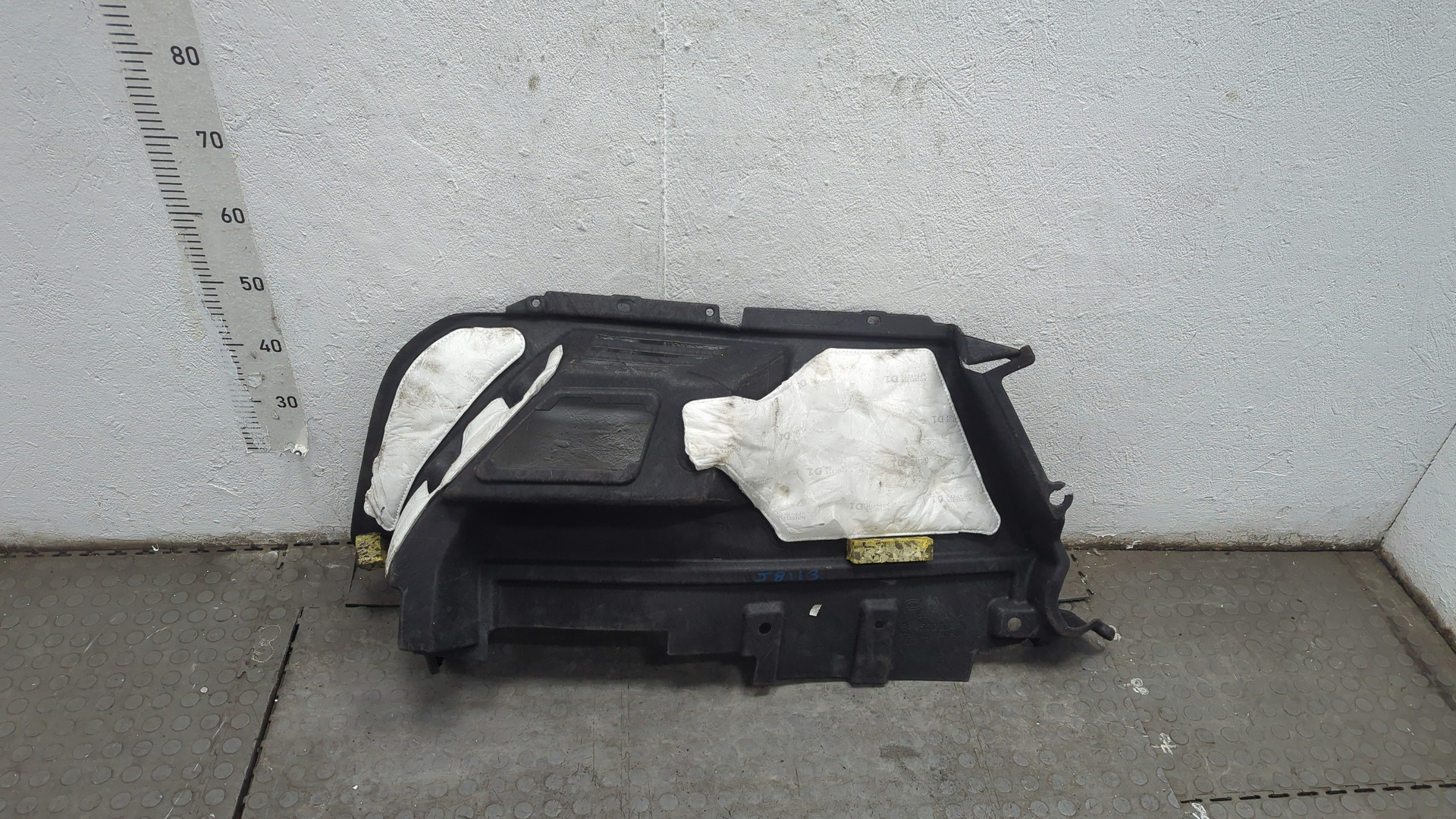 Обшивка багажника