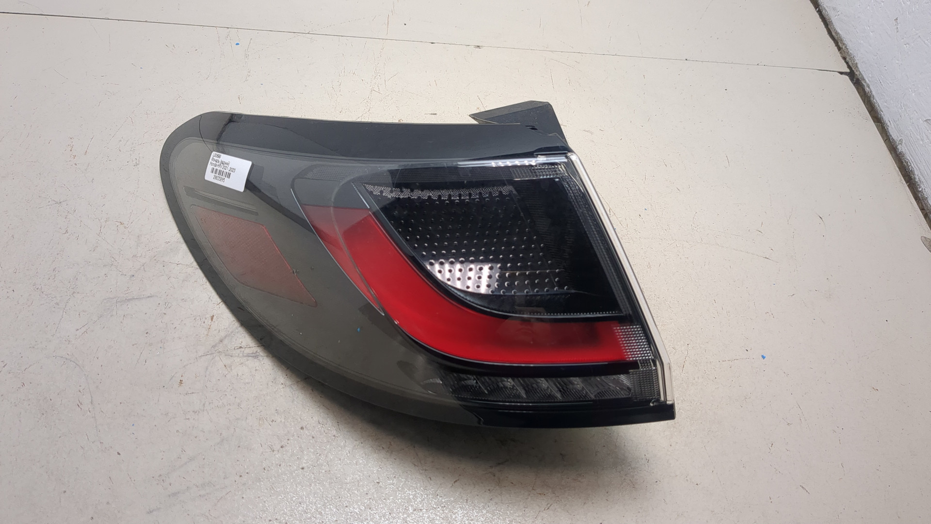 Фонарь задний левый